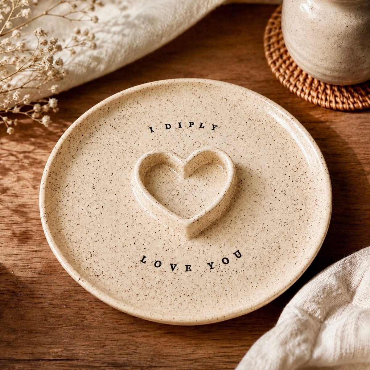 Heart-Center Dipping Plate | I Diply Love You
