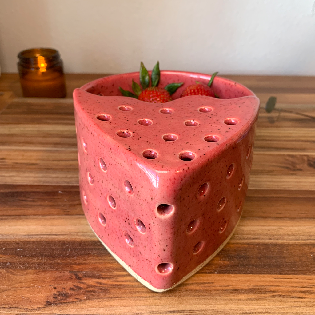 Handmade Strawberry Bowl | Berry Bowl | Fruit strainer | Handcrafted ceramic strainer | Gift for Strawberry Lover